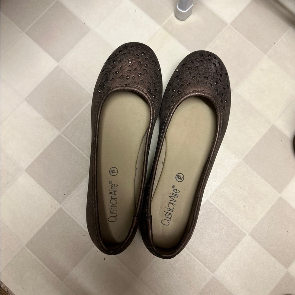 Womens flats